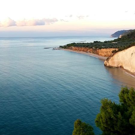 Leonardo Casa Vacanze Villa Mattinata Exterior foto